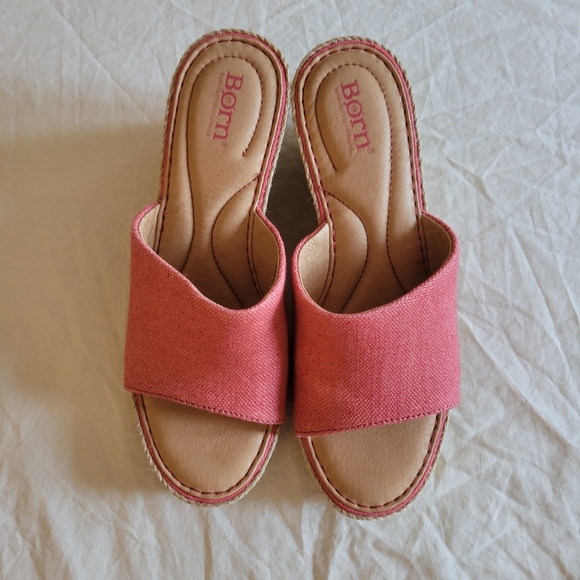 Born Missoula Wedge Sandals - Picture 5 of 9